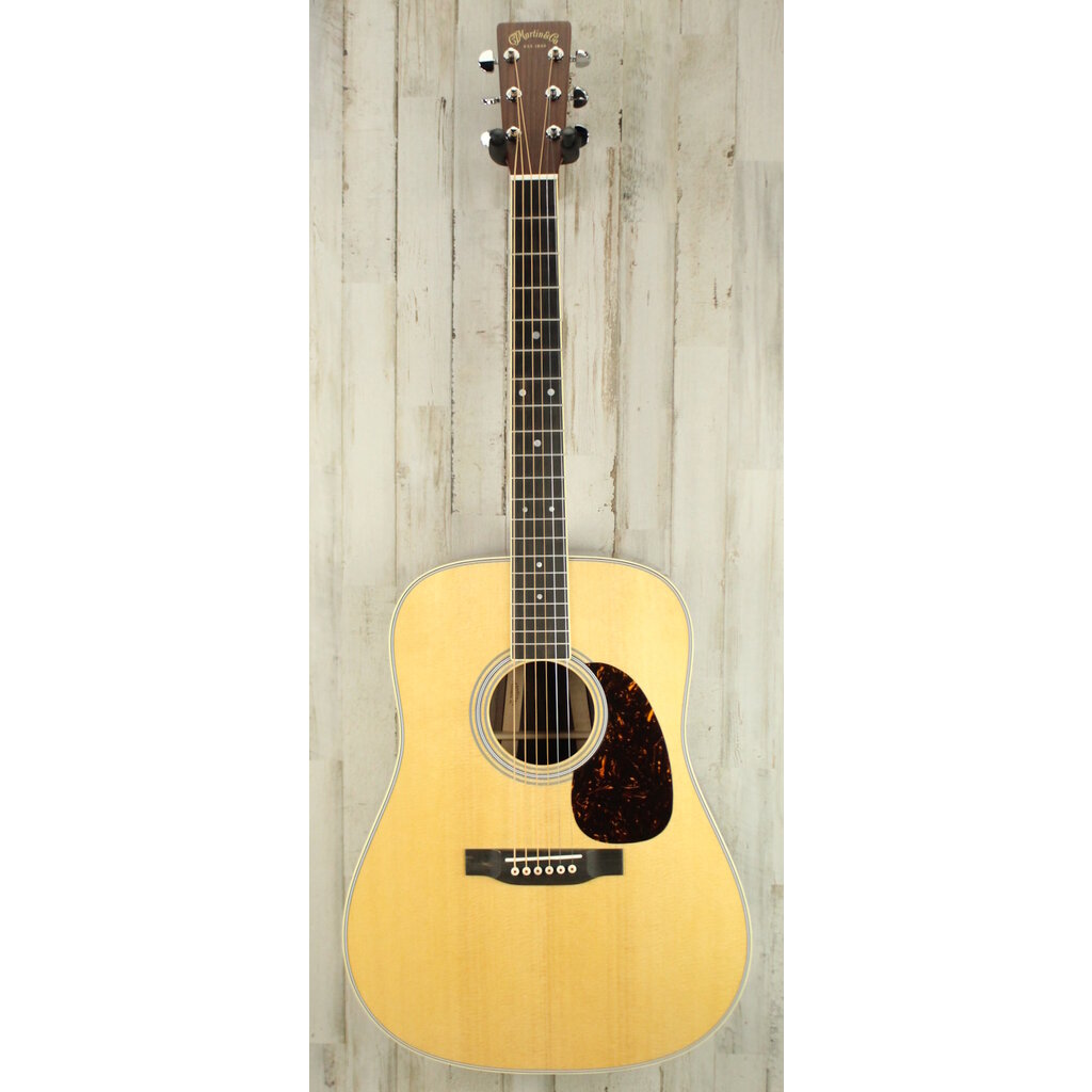 Martin NEW 2025 Martin Standard Series D-35 - Natural w/ Aging Toner (475)