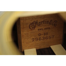 Martin NEW 2025 Martin Standard Series D-35 - Natural w/ Aging Toner (657)