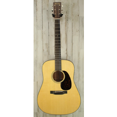 Martin DEMO 2025 Martin Standard Series D-18 - Natural w/ Aging Toner (028)