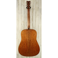 Martin NEW 2025 Martin Standard Series D-18 - Natural w/ Aging Toner (258)