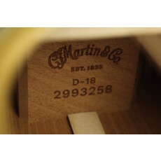 Martin NEW 2025 Martin Standard Series D-18 - Natural w/ Aging Toner (258)