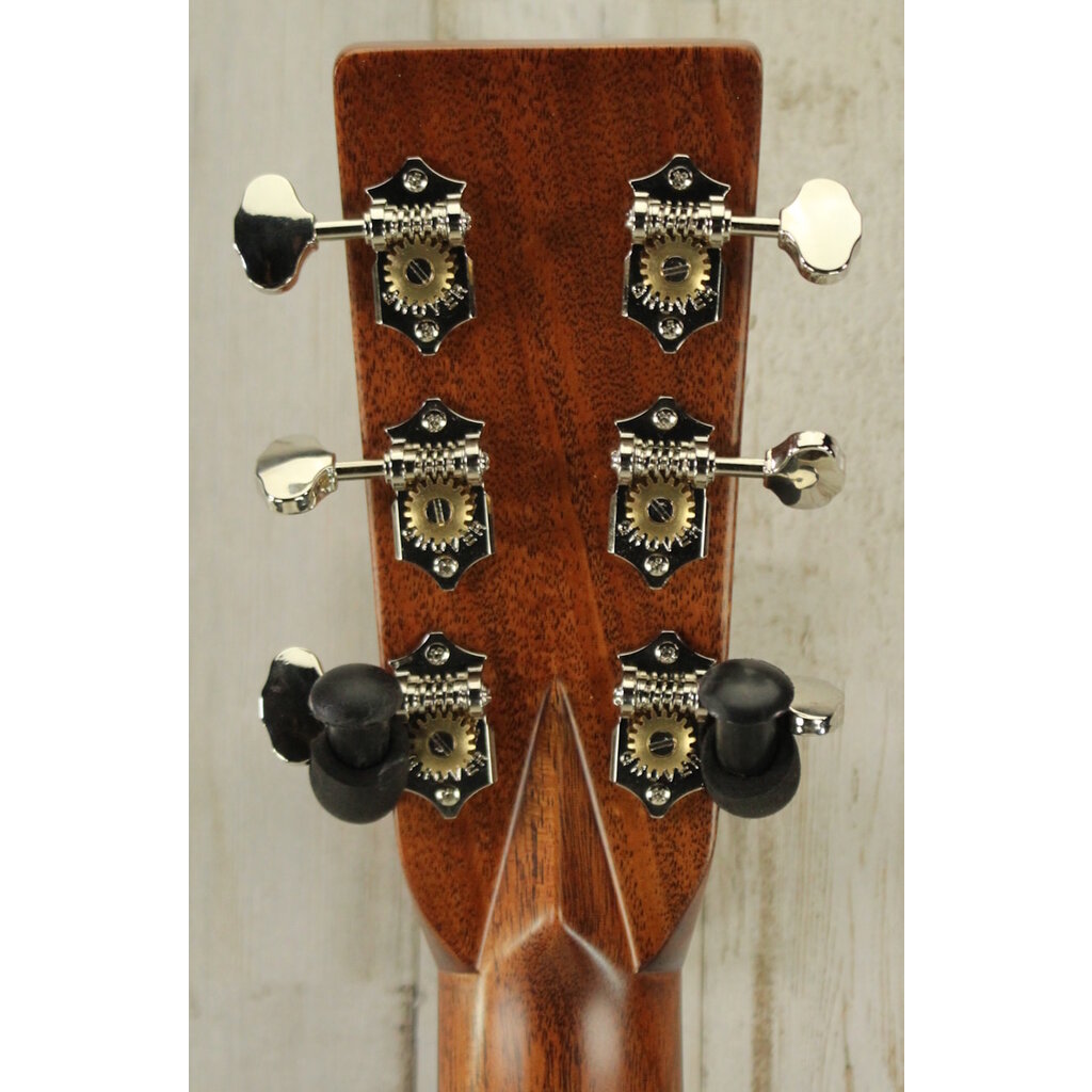 Martin NEW 2025 Martin Standard Series D-28 - Natural w/ Aging Toner (426)