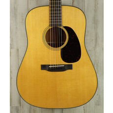 Martin NEW 2025 Martin Standard Series D-18 - Natural w/ Aging Toner (362)