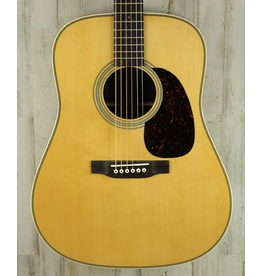 Martin NEW 2025 Martin Standard Series HD-28 - Natural w/ Aging Toner (577)