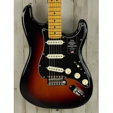 Fender DEMO Fender American Professional Classic Stratocaster - 3-Color Sunburst (275)