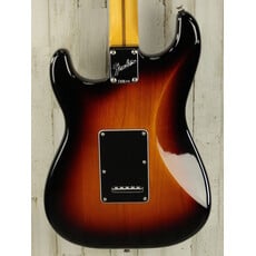 Fender DEMO Fender American Professional Classic Stratocaster - 3-Color Sunburst (275)