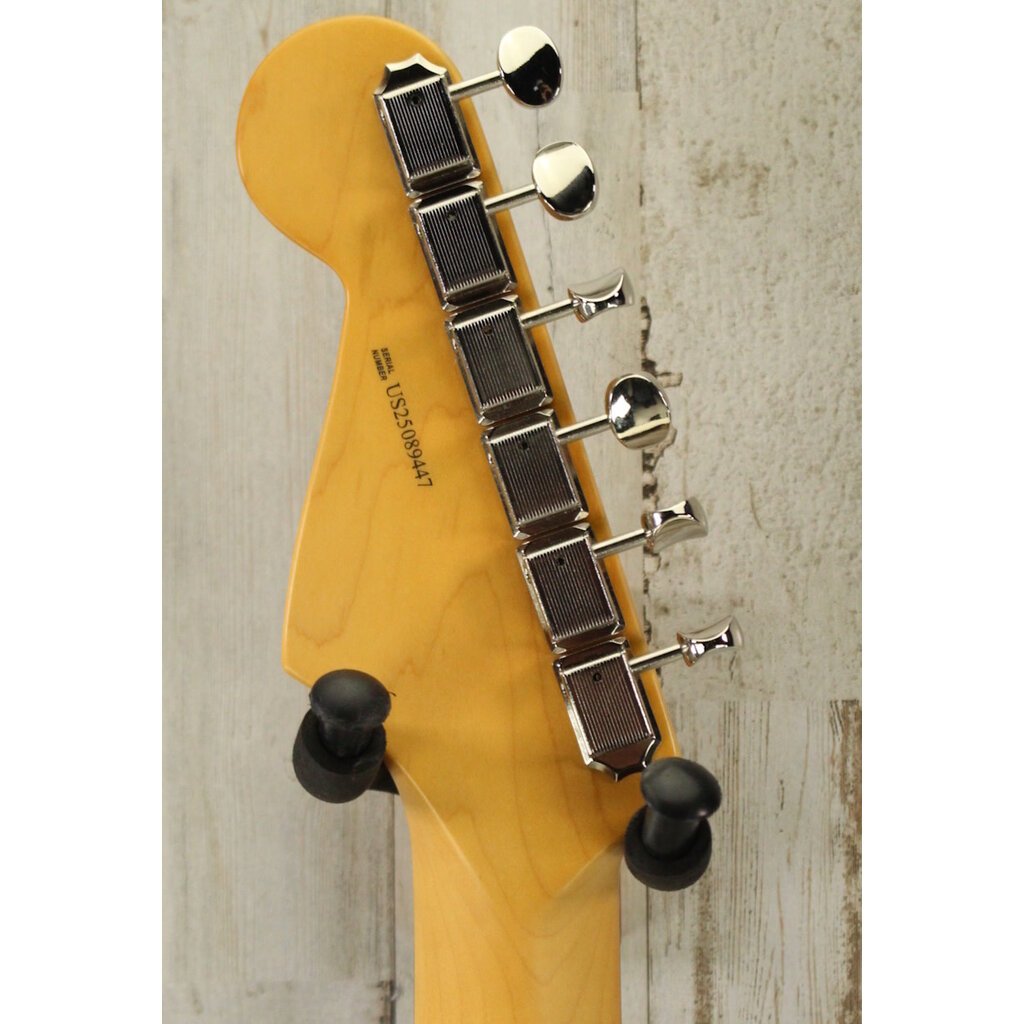 Fender DEMO Fender American Professional Classic Stratocaster - Faded Sherwood Green Metallic (447)