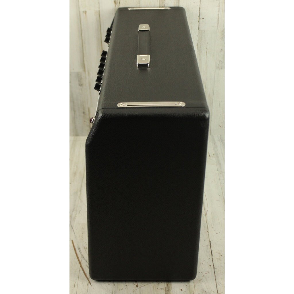 Fender USED Fender '65 Deluxe Reverb (353)