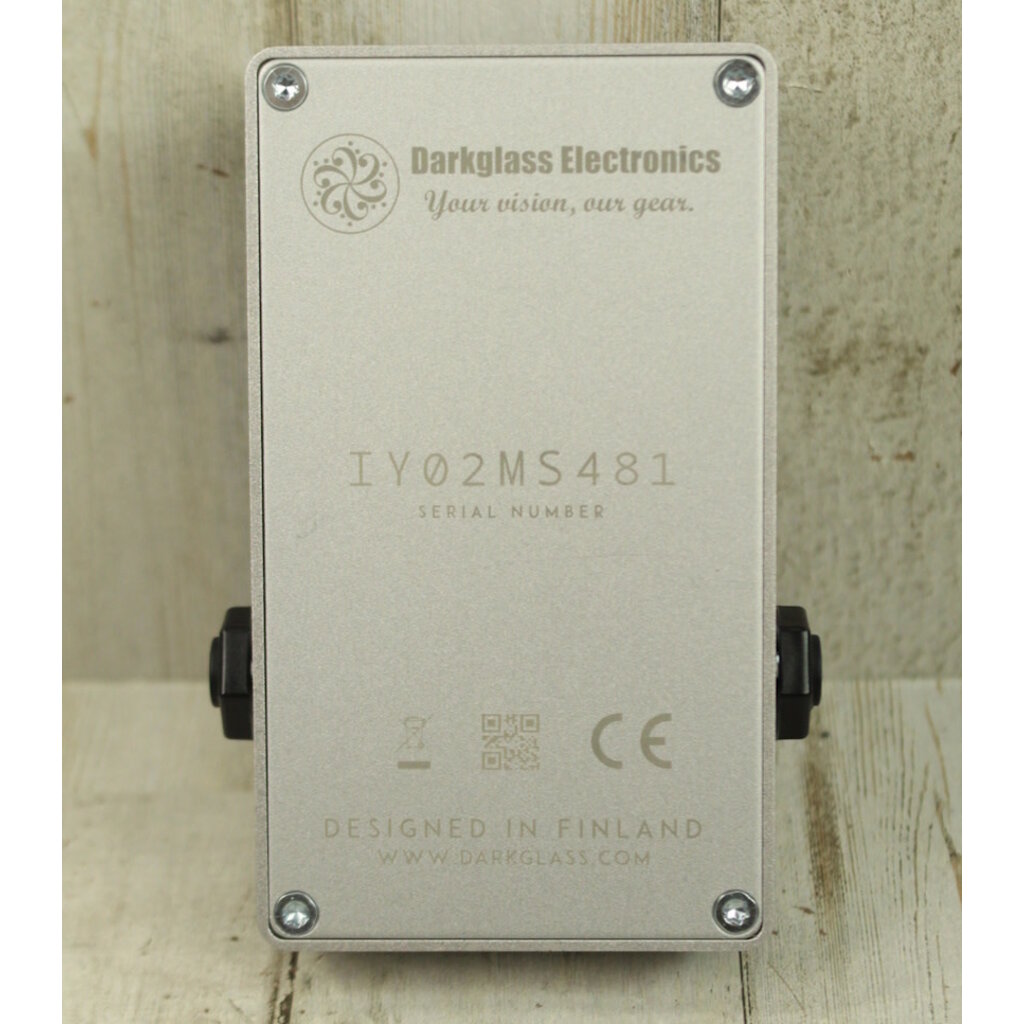 Darkglass Electronics USED Dark Glass Electronics Vintage Microtubes (040)