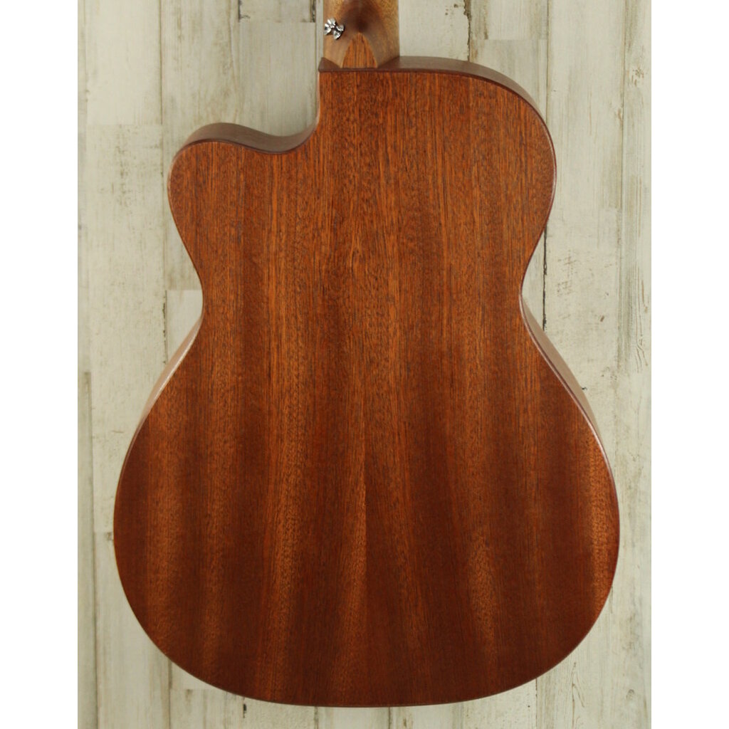 Martin USED Martin 000C Jr Bass (908)