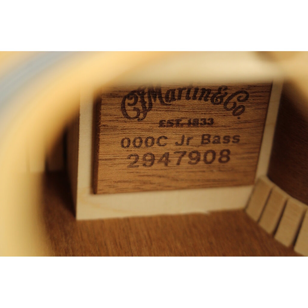 Martin USED Martin 000C Jr Bass (908)