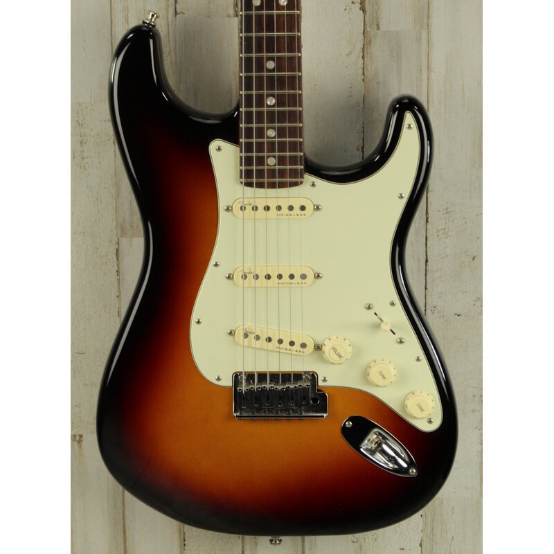 Fender USED 2022 Fender American Ultra Stratocaster (171)