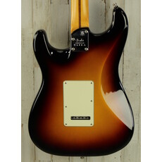 Fender USED 2022 Fender American Ultra Stratocaster (171)