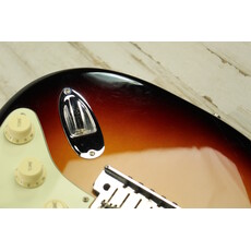 Fender USED 2022 Fender American Ultra Stratocaster (171)