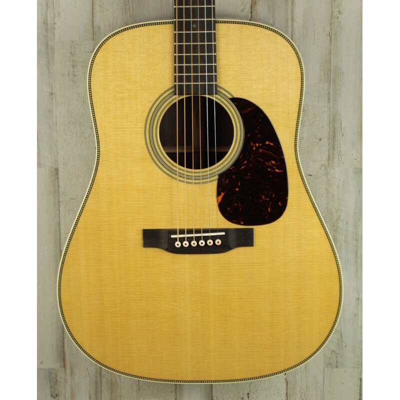 Martin NEW 2025 Martin Standard Series HD-28 - Natural w/ Aging Toner (297)