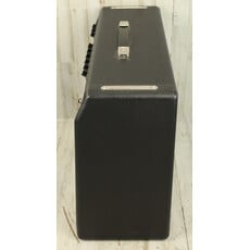 Fender USED Fender '65 Deluxe Reverb (221)