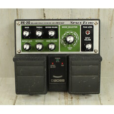 Boss USED Boss RE-20 Space Echo (010)