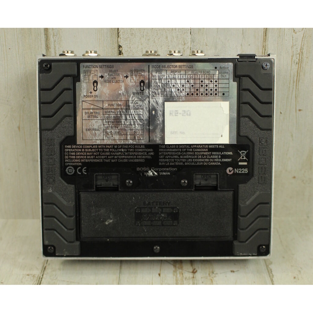 Boss USED Boss RE-20 Space Echo (010)
