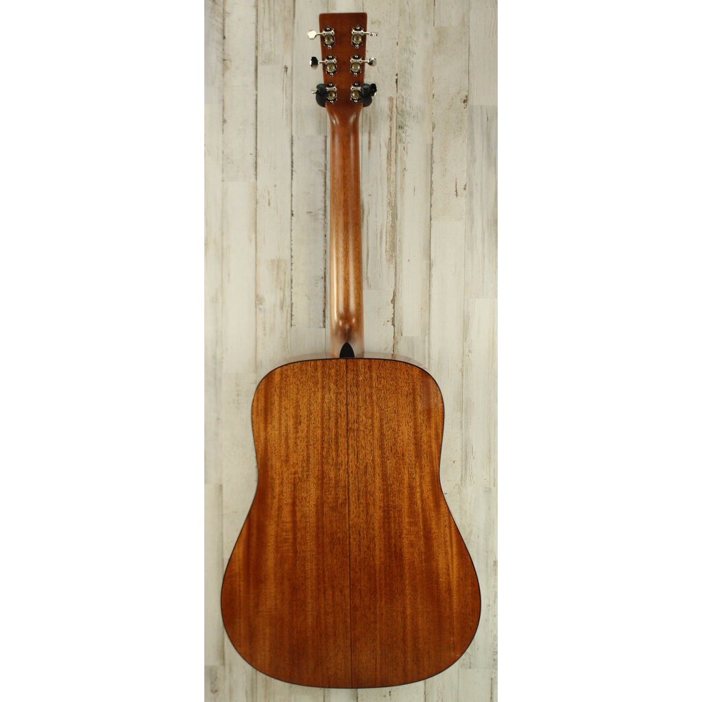 Martin NEW 2025 Martin Standard Series D-18 - Natural w/ Aging Toner (686)