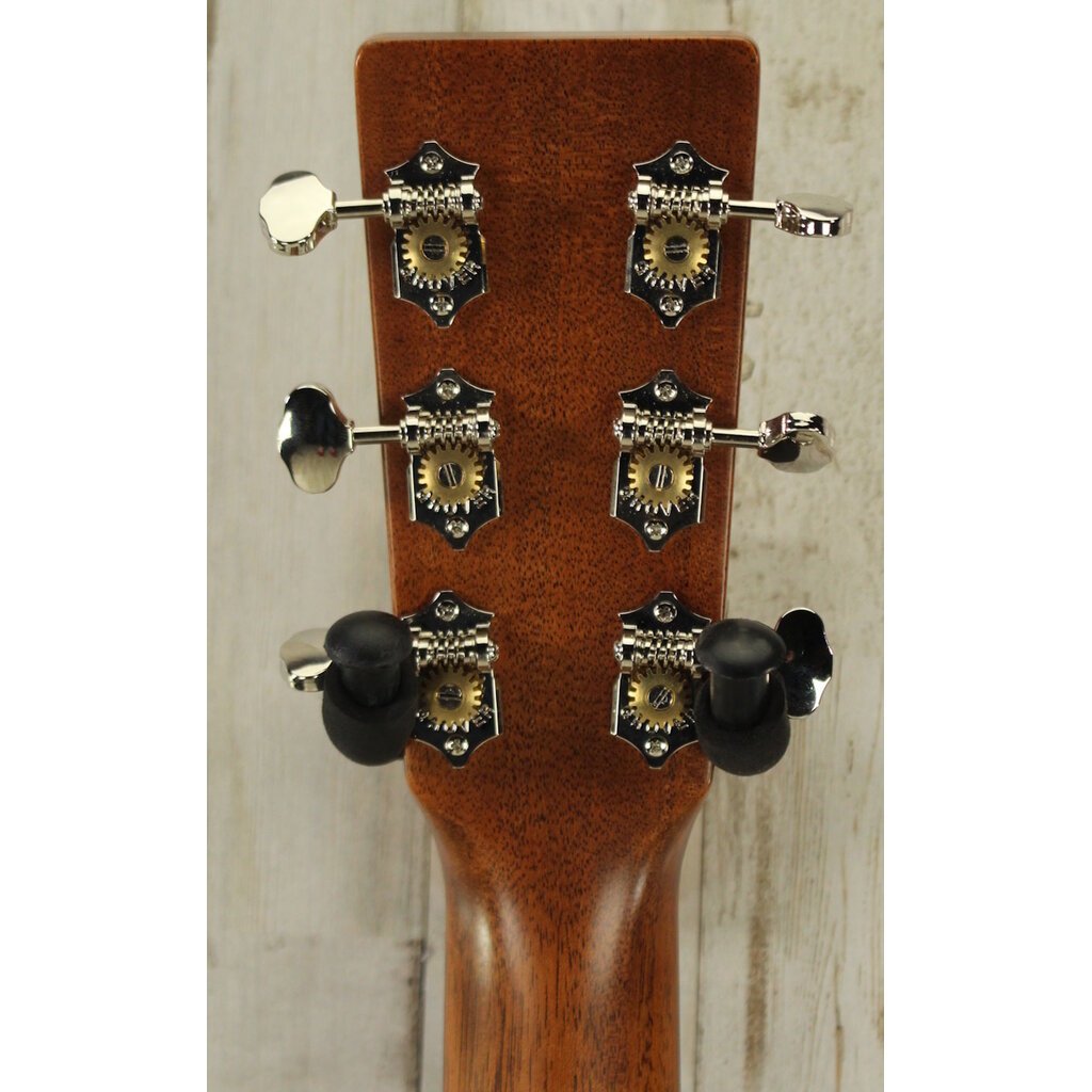 Martin NEW 2025 Martin Standard Series D-18 - Natural w/ Aging Toner (686)