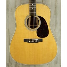 Martin NEW 2025 Martin Standard Series D-35 - Natural w/ Aging Toner (563)