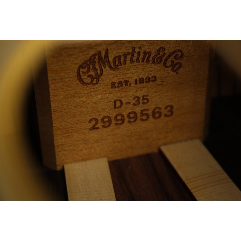 Martin NEW 2025 Martin Standard Series D-35 - Natural w/ Aging Toner (563)