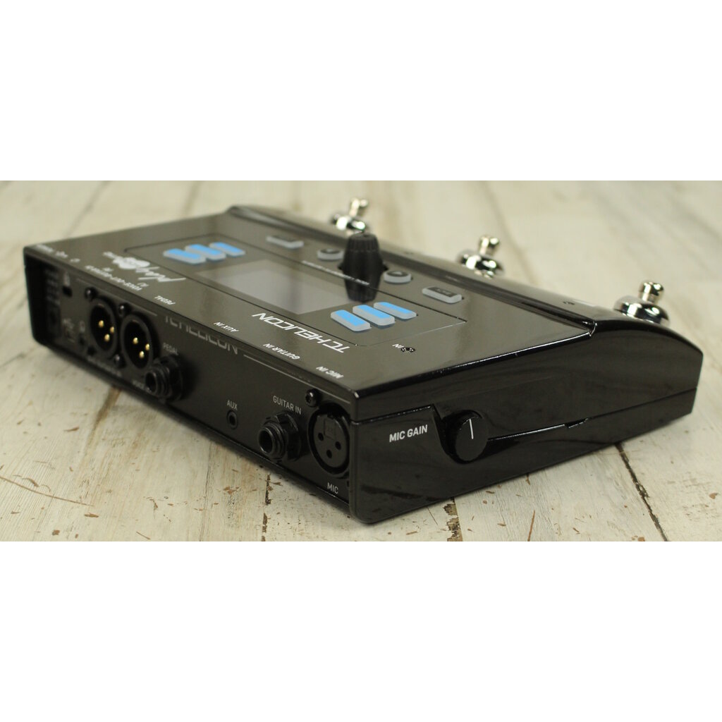 TC Helicon USED TC Helicon Play Acoustic (130)