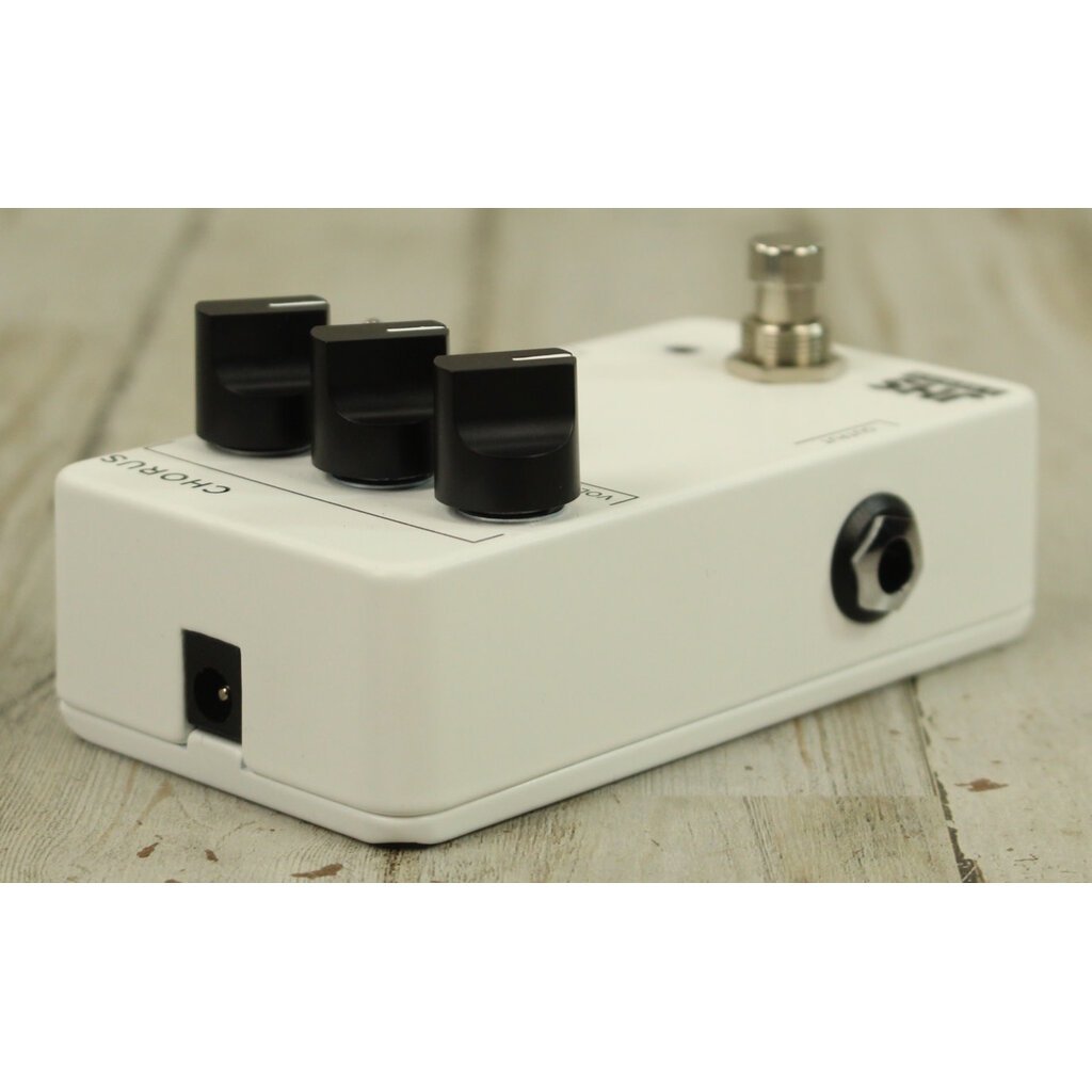 JHS USED JHS 3 Series Chorus (060)