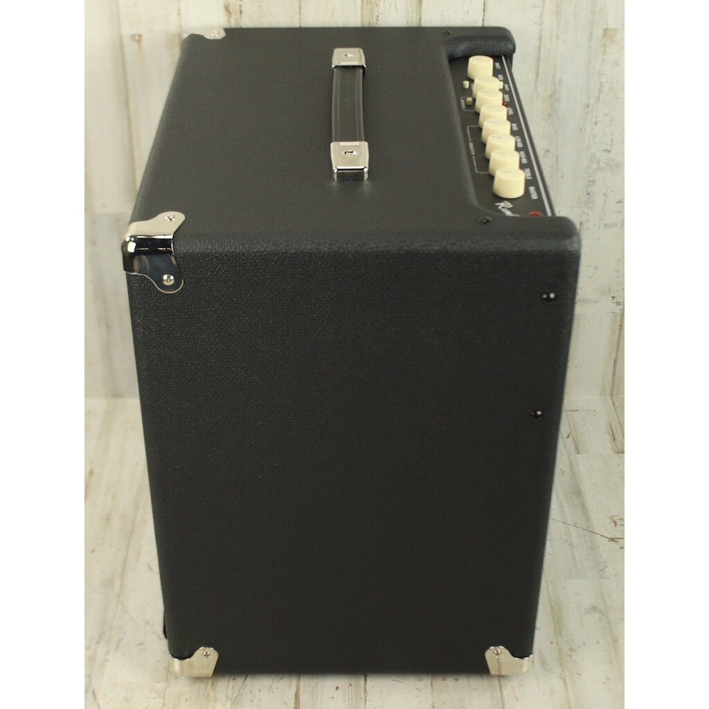 Fender DEMO Fender Rumble 40 (110)