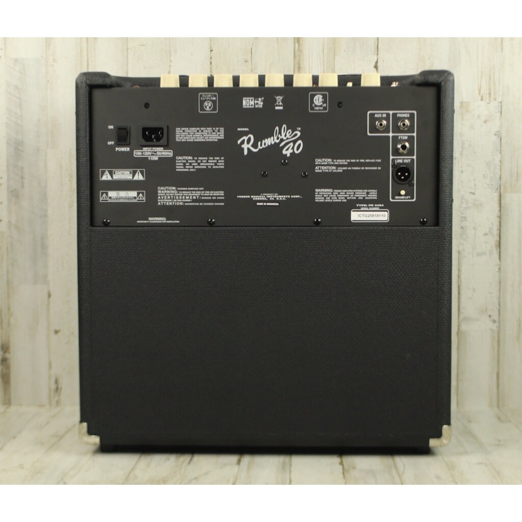 Fender DEMO Fender Rumble 40 (110)