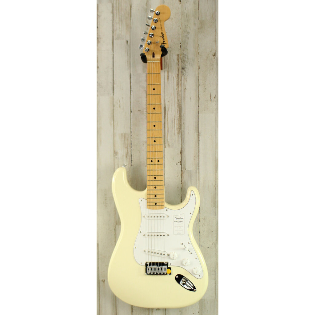 Fender DEMO Fender Standard Stratocaster - Olympic White (634)