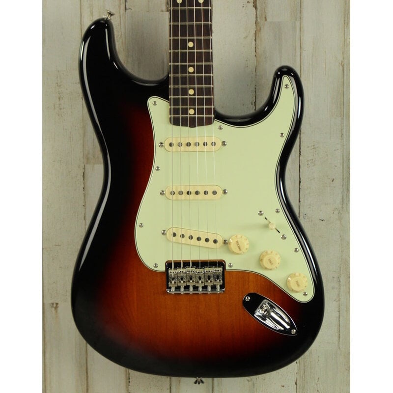Fender DEMO Fender Robert Cray Stratocaster - 3-Color Sunburst (051)
