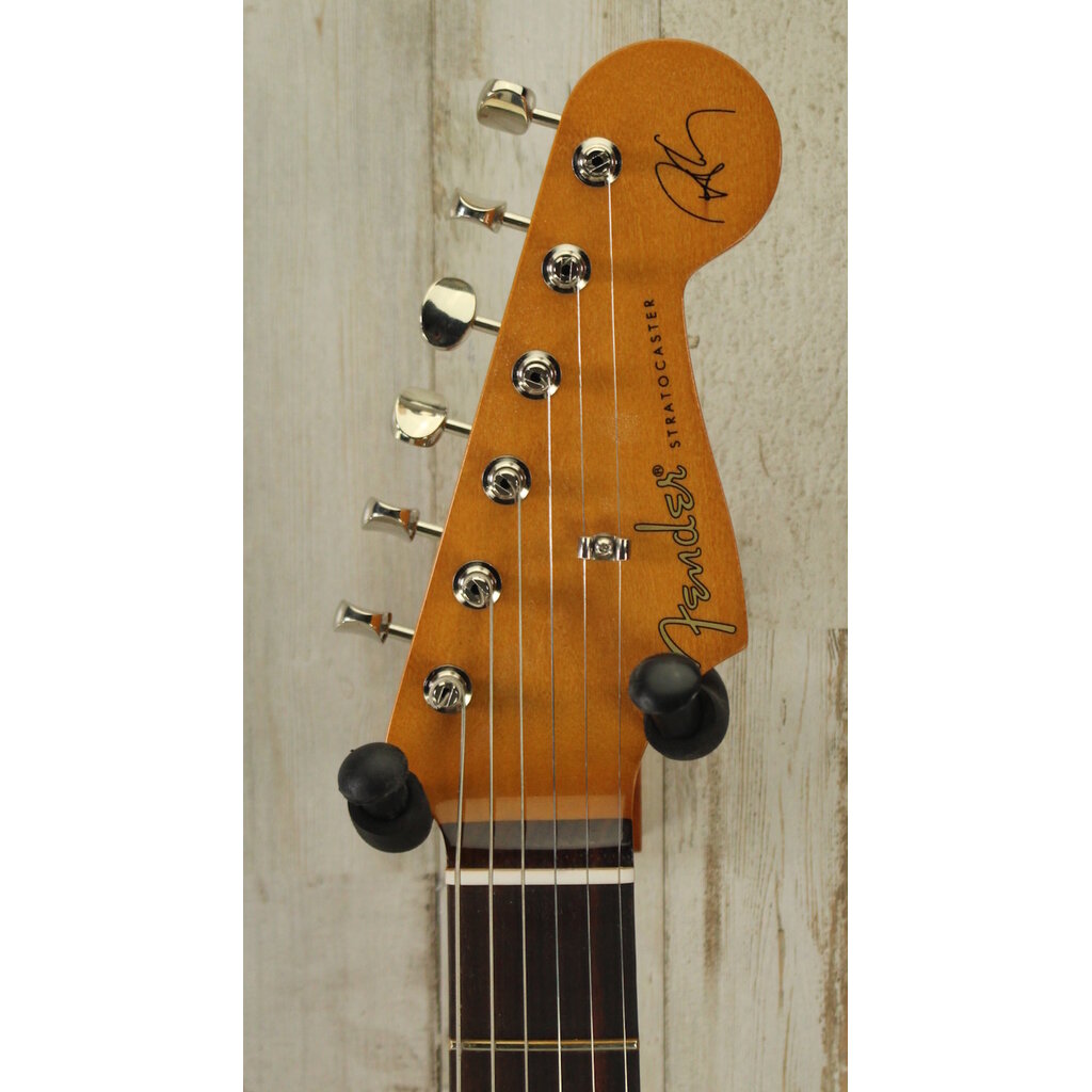 Fender DEMO Fender Robert Cray Stratocaster - 3-Color Sunburst (051)