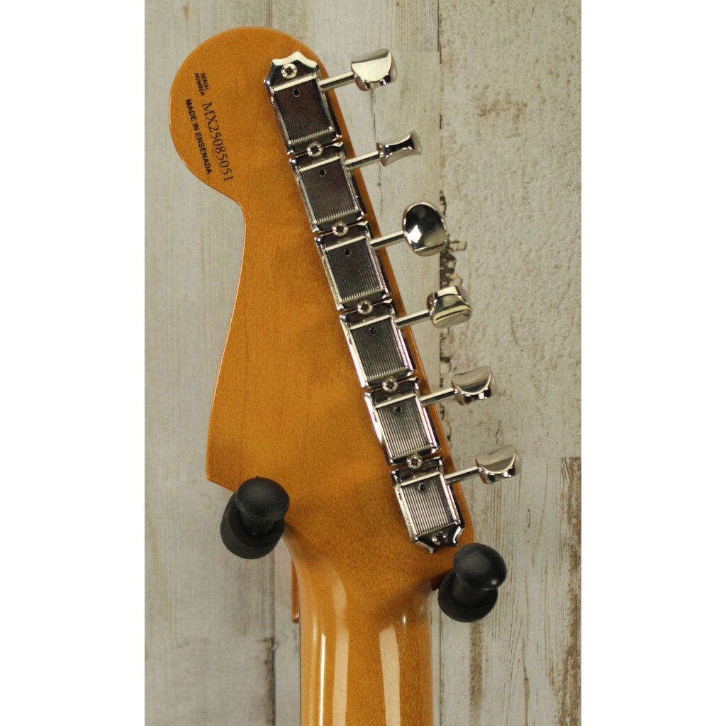 Fender DEMO Fender Robert Cray Stratocaster - 3-Color Sunburst (051)