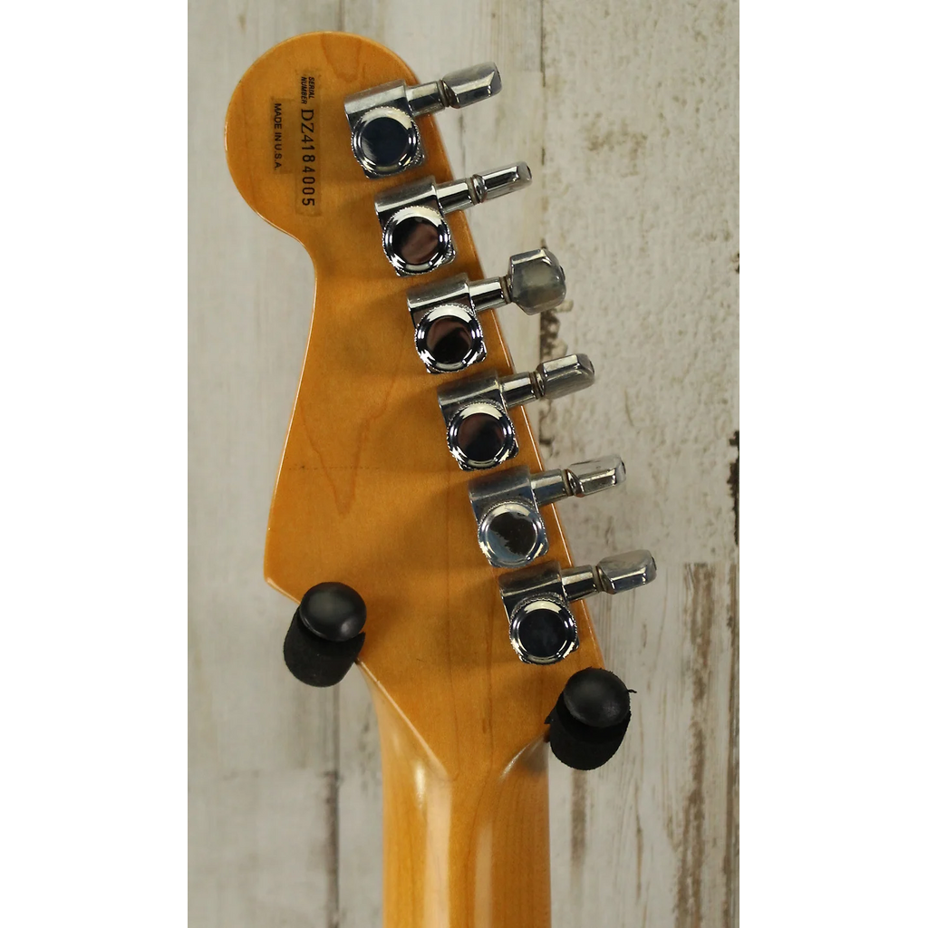 Fender USED 2005 Fender American Deluxe Stratocaster V-Neck (005)