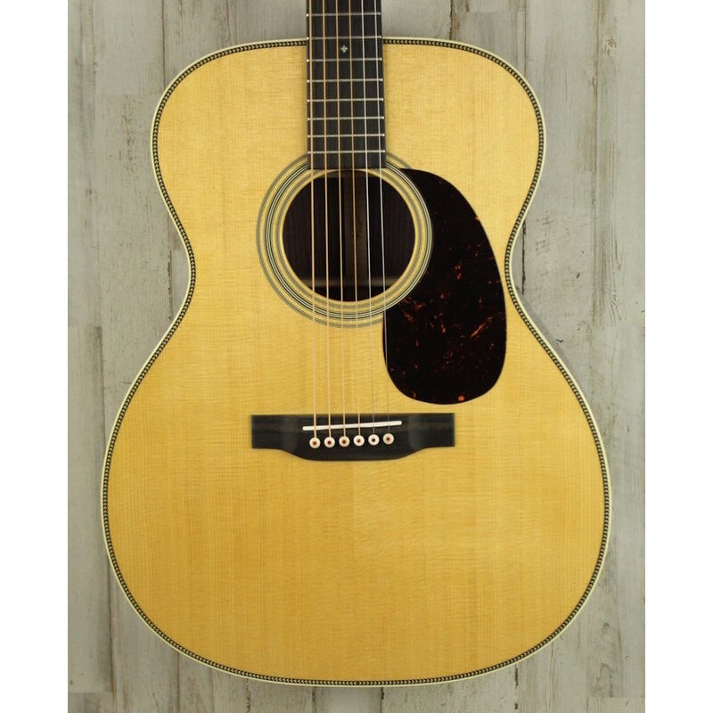 Martin NEW 2025 Martin Standard Series 000-28 - Natural w/ Aging Toner (871)