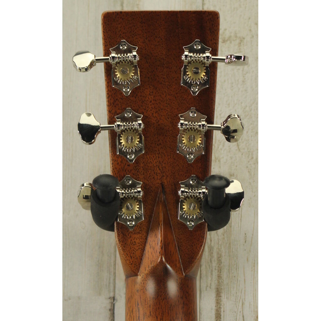 Martin NEW 2025 Martin Standard Series HD-28E - Natural w/ Aging Toner (420)