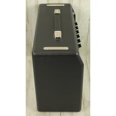 Fender USED Fender '68 Custom Vibro Champ Reverb (012)