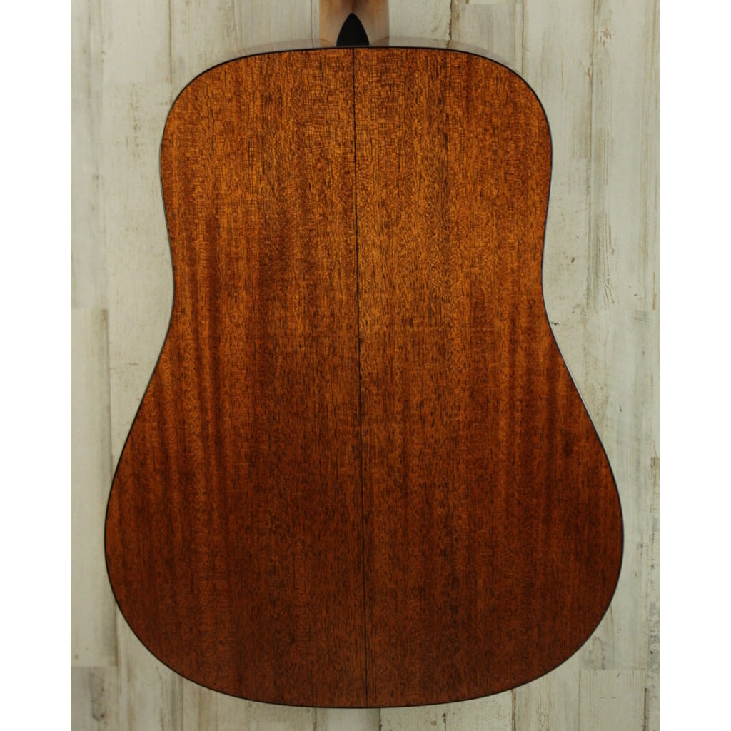 Martin NEW 2025 Martin Standard Series D-18 - Natural w/ Aging Toner (373)