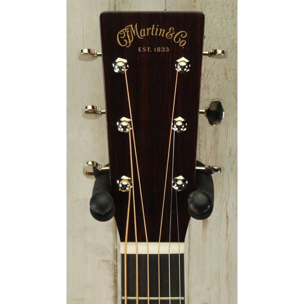 Martin NEW 2025 Martin Standard Series D-18 - Natural w/ Aging Toner (373)