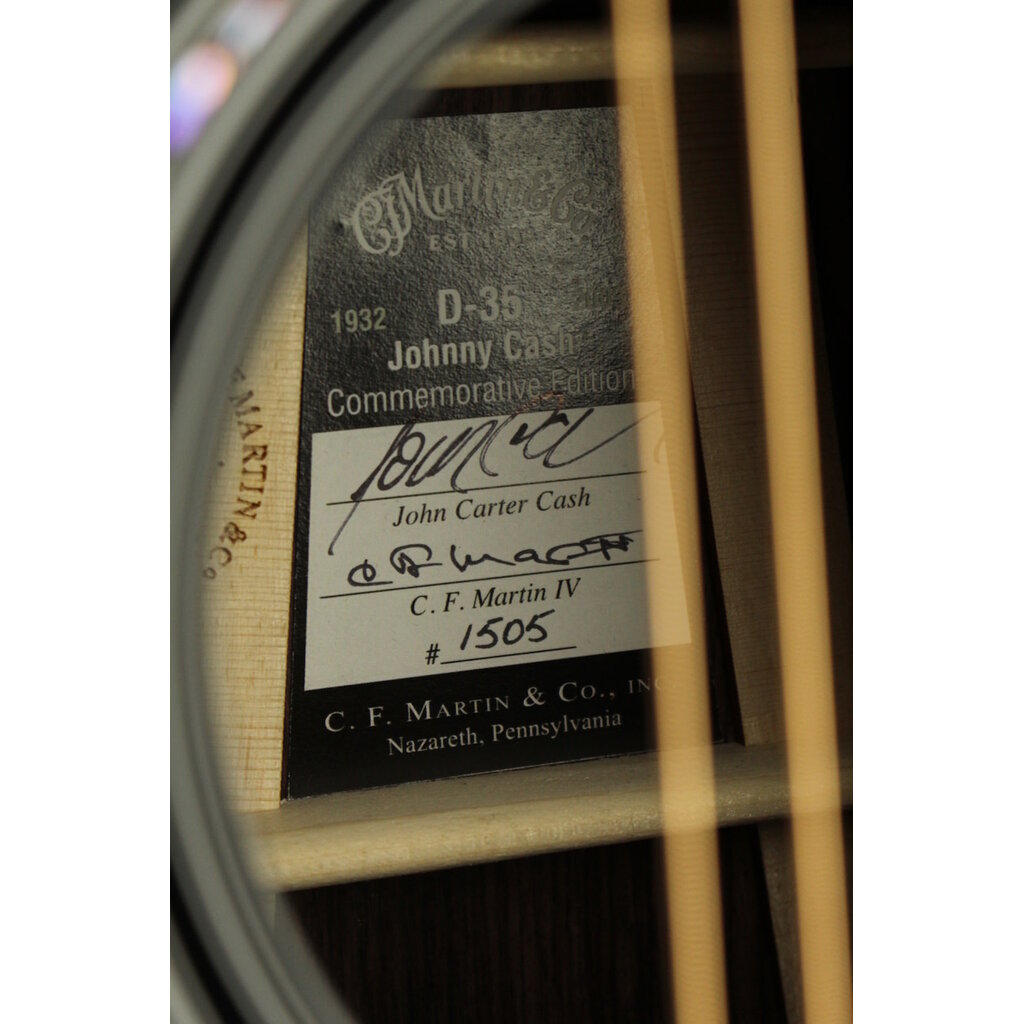 Martin NEW Martin D-35 Johnny Cash - Black (513)