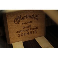 Martin NEW Martin D-35 Johnny Cash - Black (513)