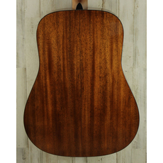 Martin NEW 2025 Martin Standard Series D-18 - Natural w/ Aging Toner (038)