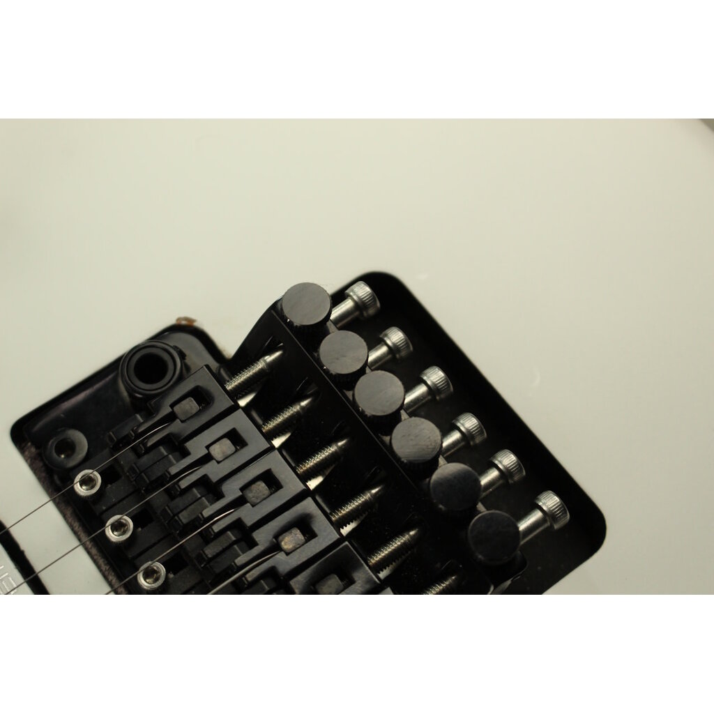 Charvel USED Charvel Jim Root Signature Pro-Mod San Dimas Style 1 HH FR E (095)