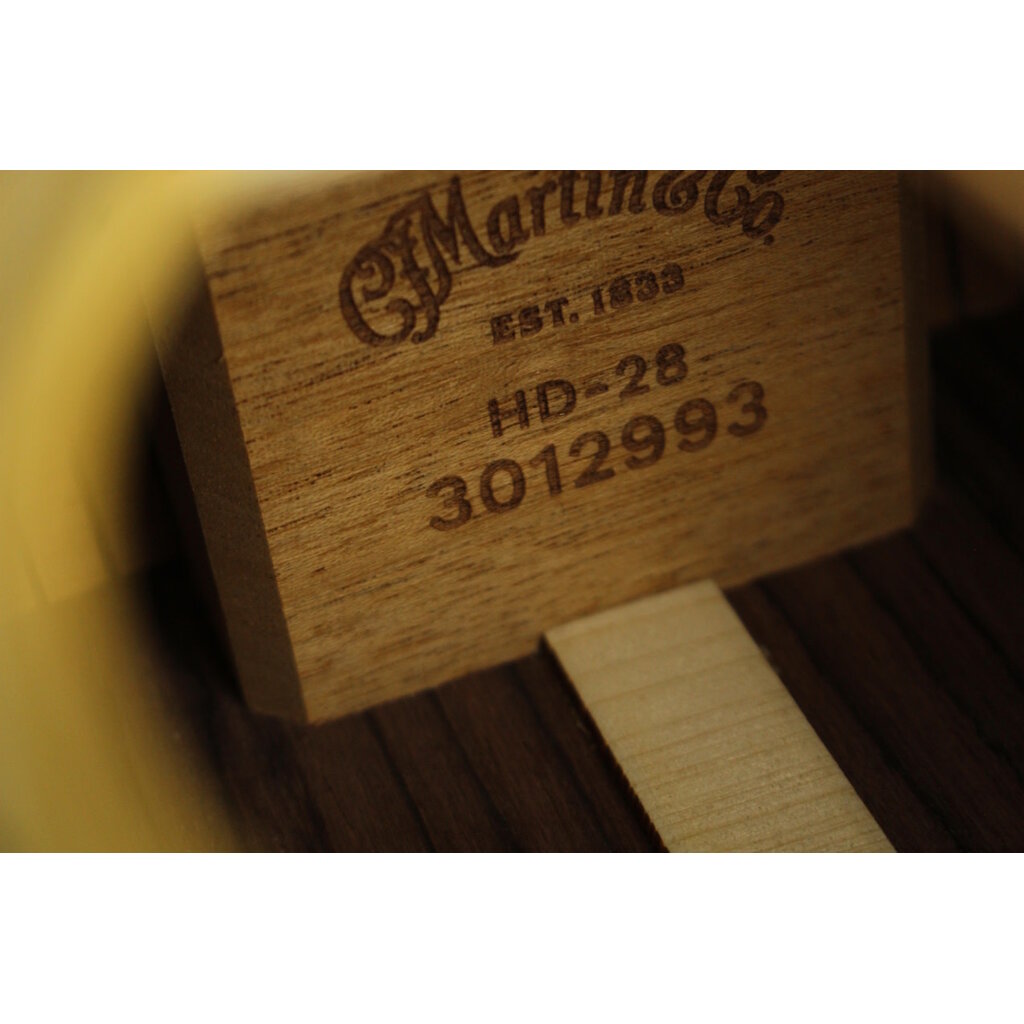 Martin NEW 2025 Martin Standard Series HD-28 - Natural w/ Aging Toner (993)