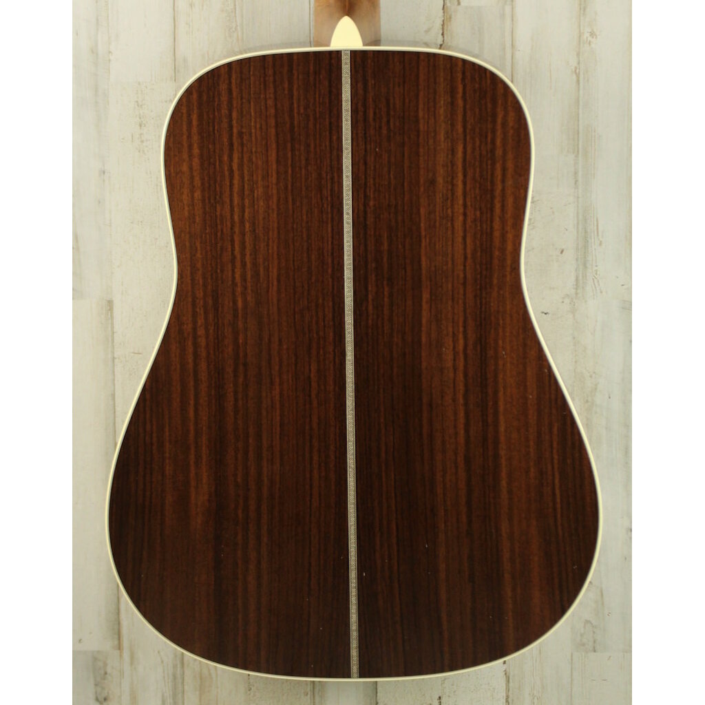 Martin NEW 2025 Martin Standard Series HD-28 - Natural w/ Aging Toner (249)