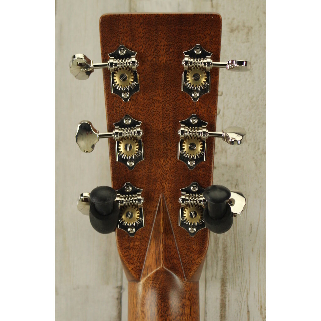 Martin NEW 2025 Martin Standard Series HD-28 - Natural w/ Aging Toner (249)