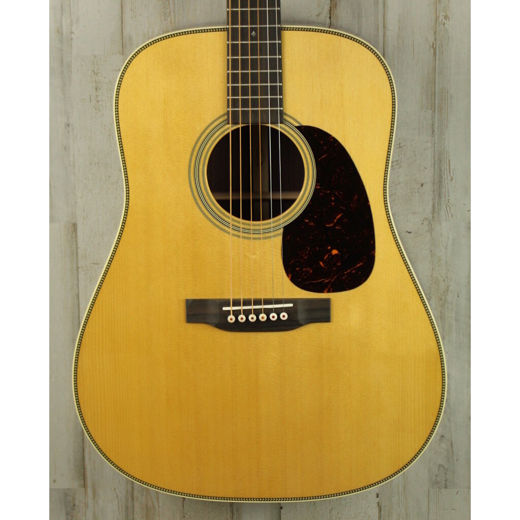 Martin NEW 2025 Martin Standard Series HD-28 - Natural w/ Aging Toner (249)