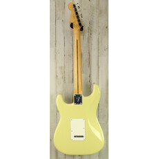 Fender DEMO Fender Player II Stratocaster - Hialeah Yellow (945)