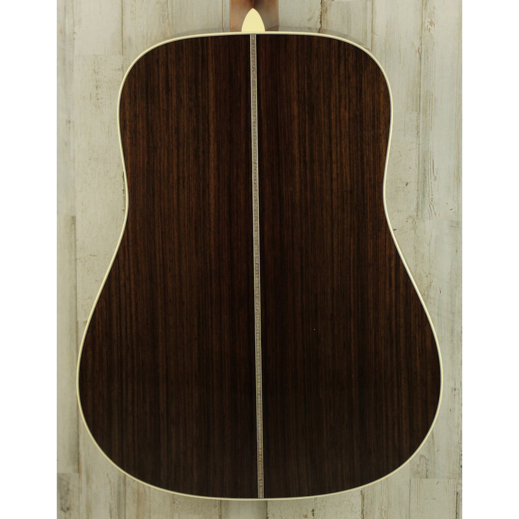 Martin NEW Martin Standard Series HD-28 - Natural w/ Aging Toner (332)